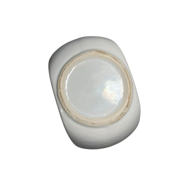 Vintage White Tilted Ice Lip Pottery Pitcher 7.5” H Mid Century *READ - Picture 15 of 16